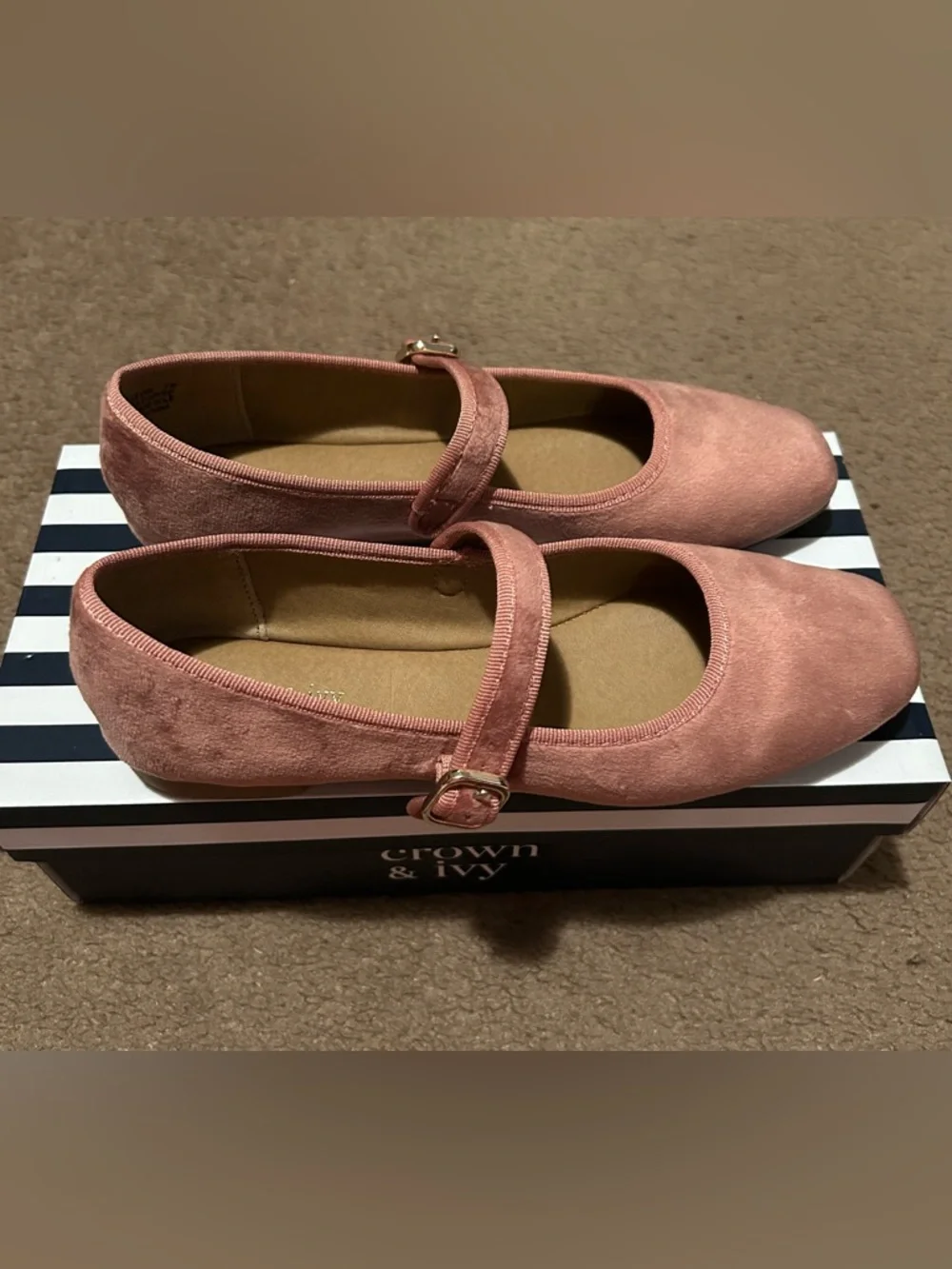 Crown & Ivy Bellevue Mary Jane Flats